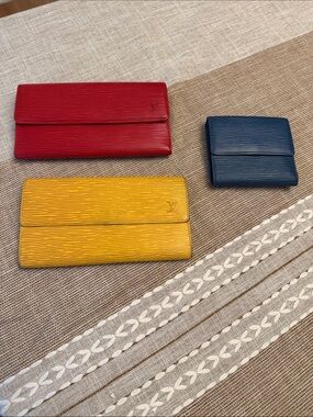 Louis Vuitton Epi Wallet Bundle